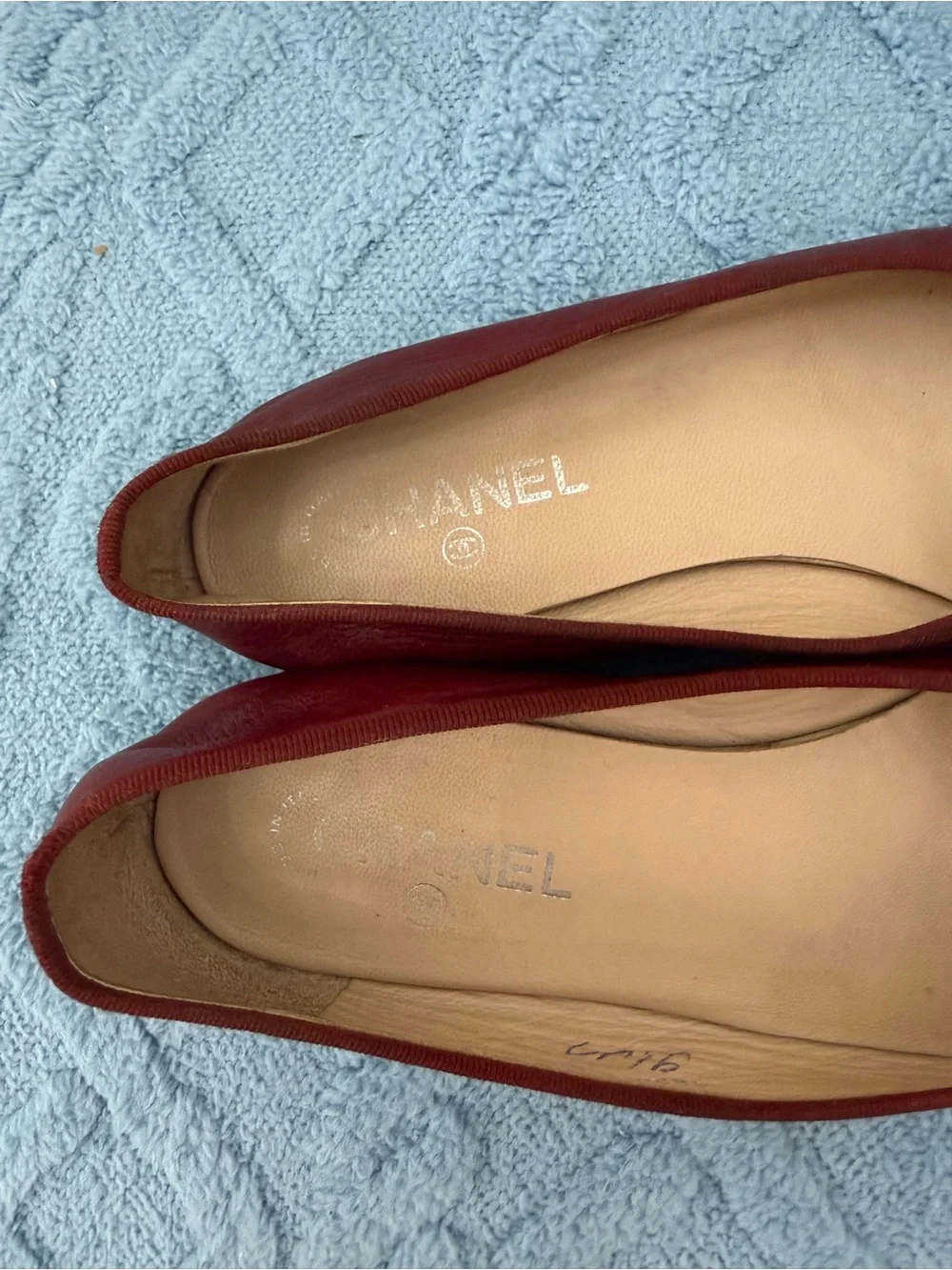 CHANEL Burgundy Leather Ballet Flats with CC Toe Emblem